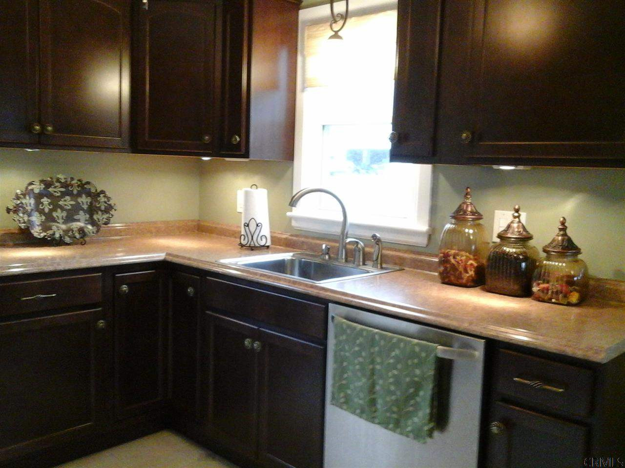 41 Bellview Road Troy, NY 12180 - Photo 3 of 12 Photo 3