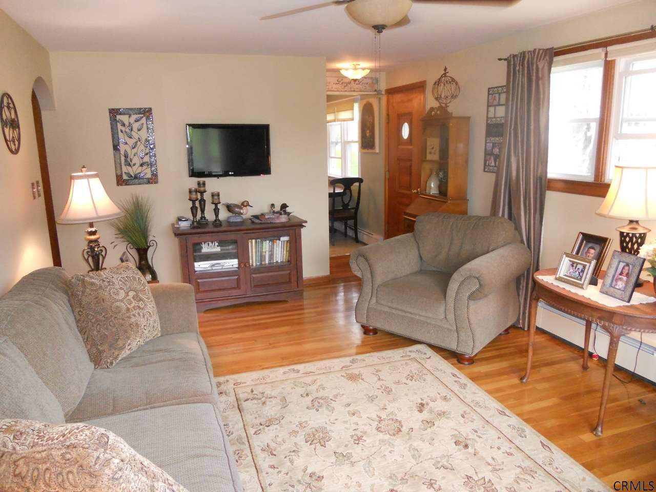 41 Bellview Road Troy, NY 12180 - Photo 5 of 12 Photo 5