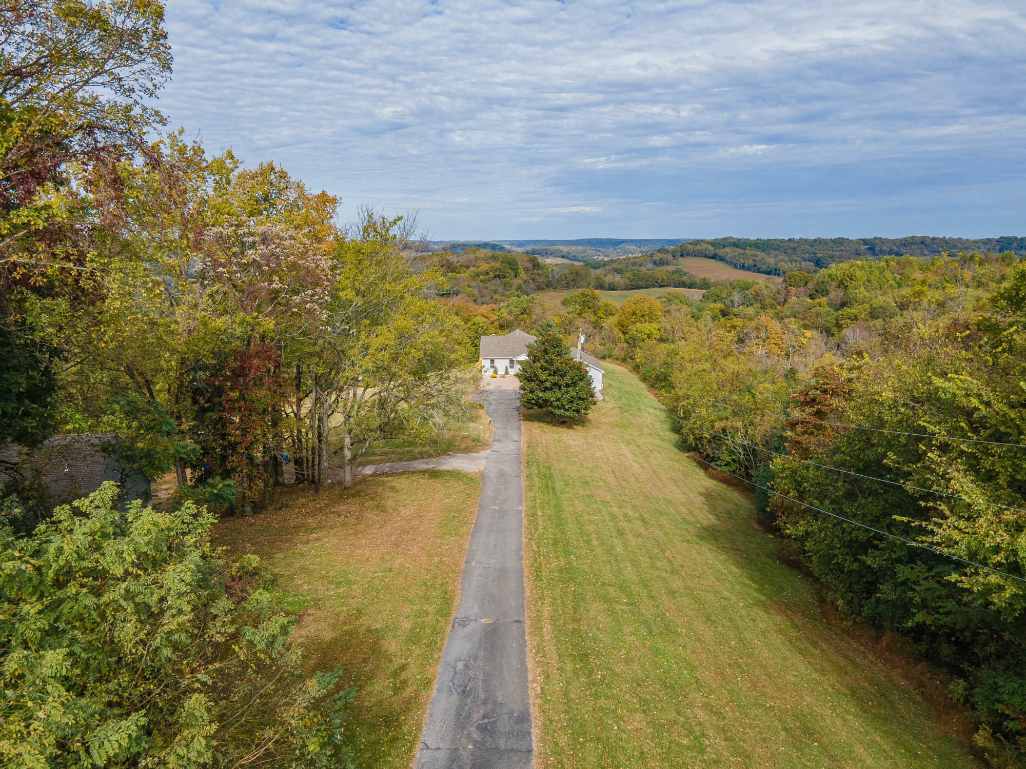 2191 Garner Road Mount Pleasant, TN 38474 - Photo 18 of 50 a view of an ocean beach
