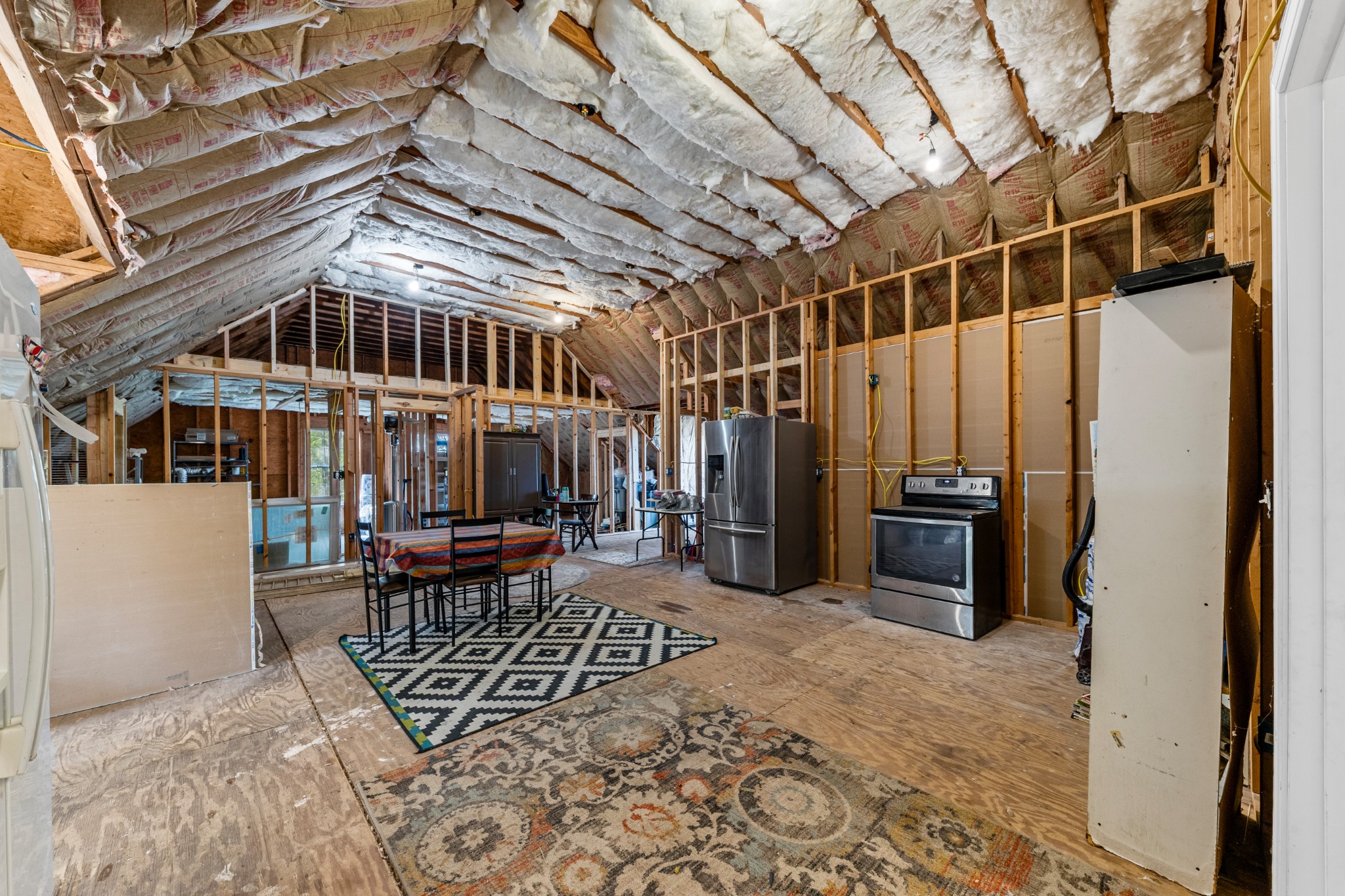 2191 Garner Road Mount Pleasant, TN 38474 - Photo 46 of 50 a view of a chairs and table in the patio