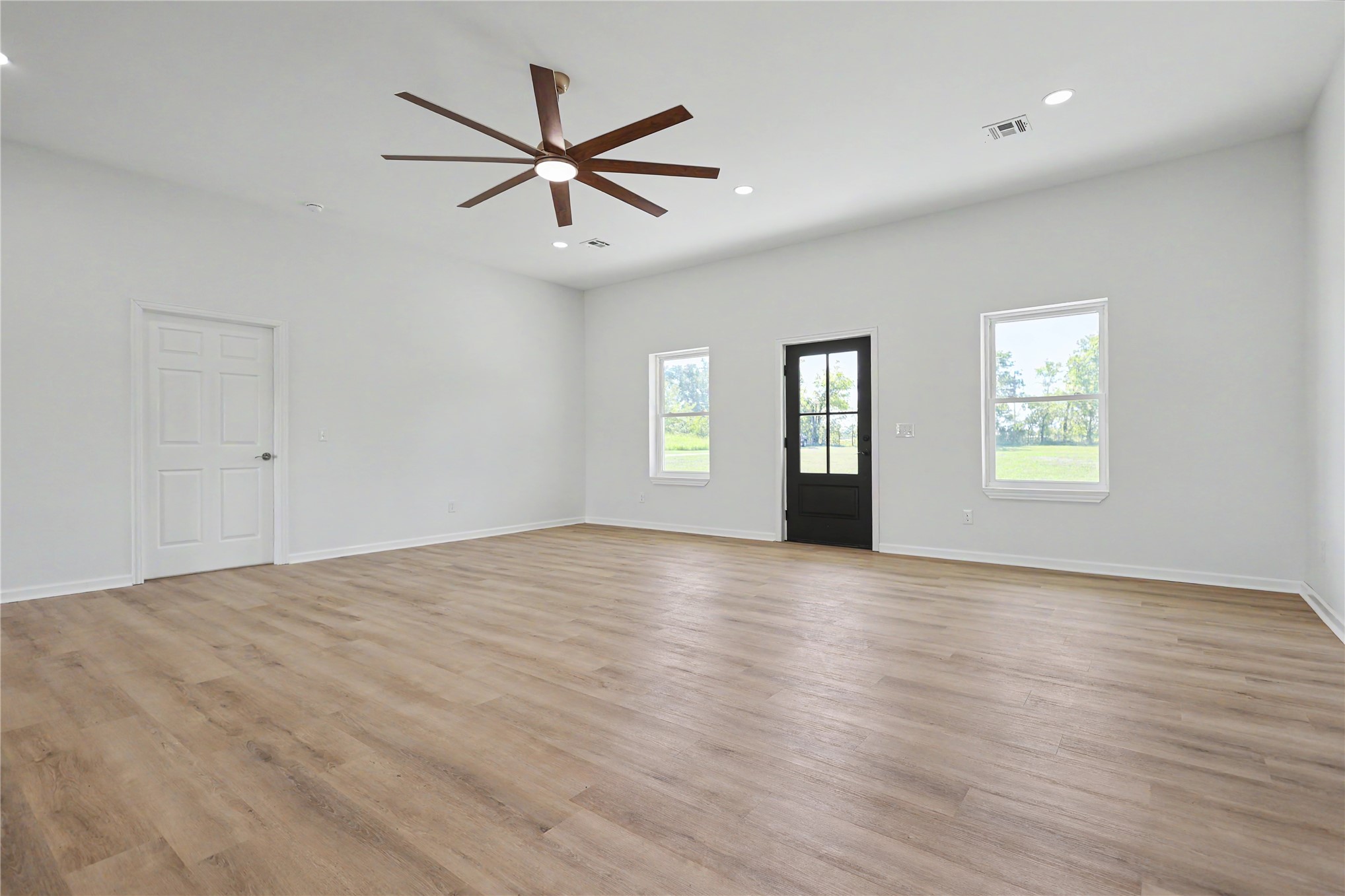 5400 West Groat Road Hulbert, OK 74441 - Photo 12 of 100 Gallery Image 12