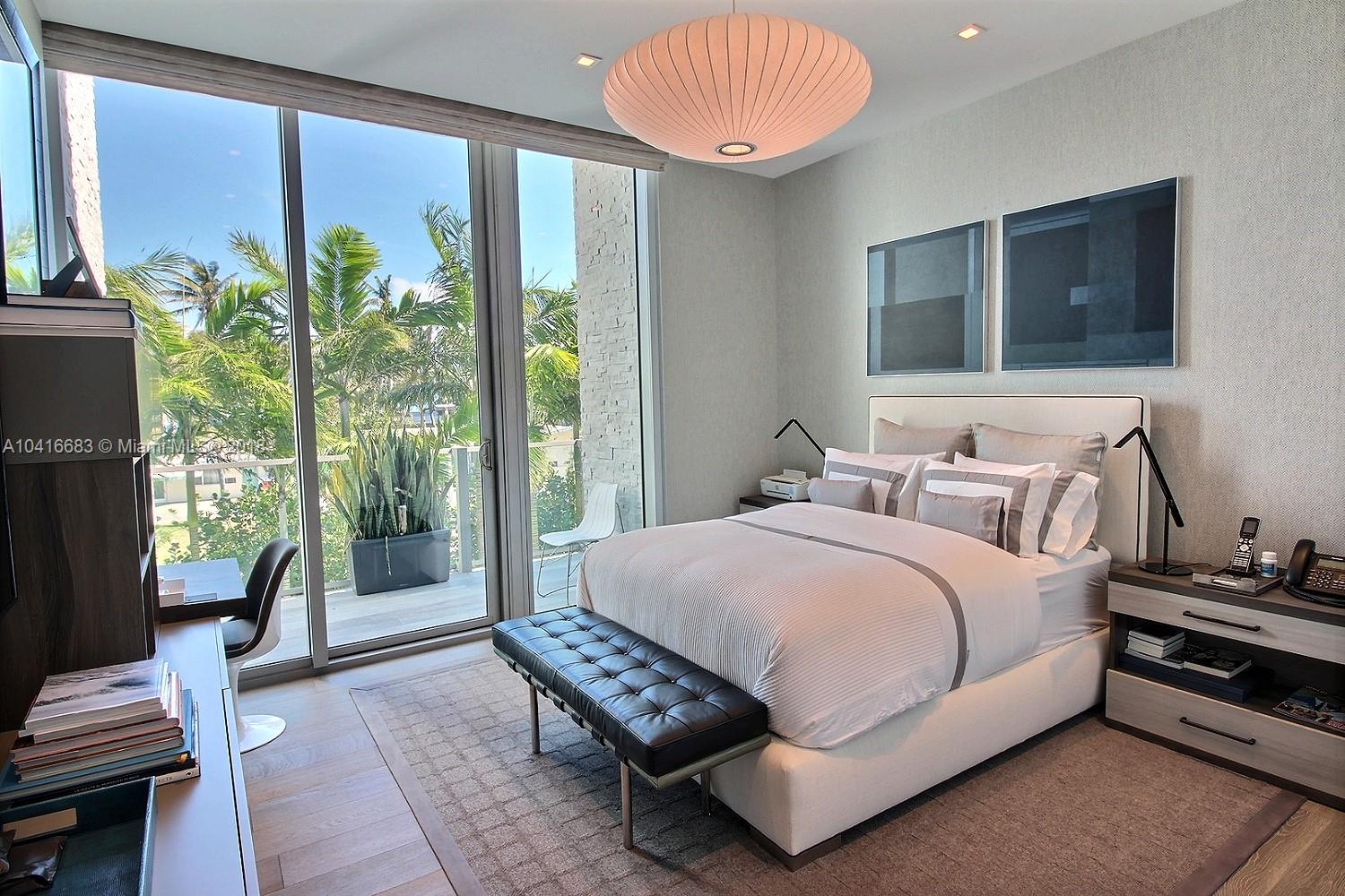 104 Reef Lane Key Biscayne, FL 33149 - Photo 19 of 26 Gallery Image 19