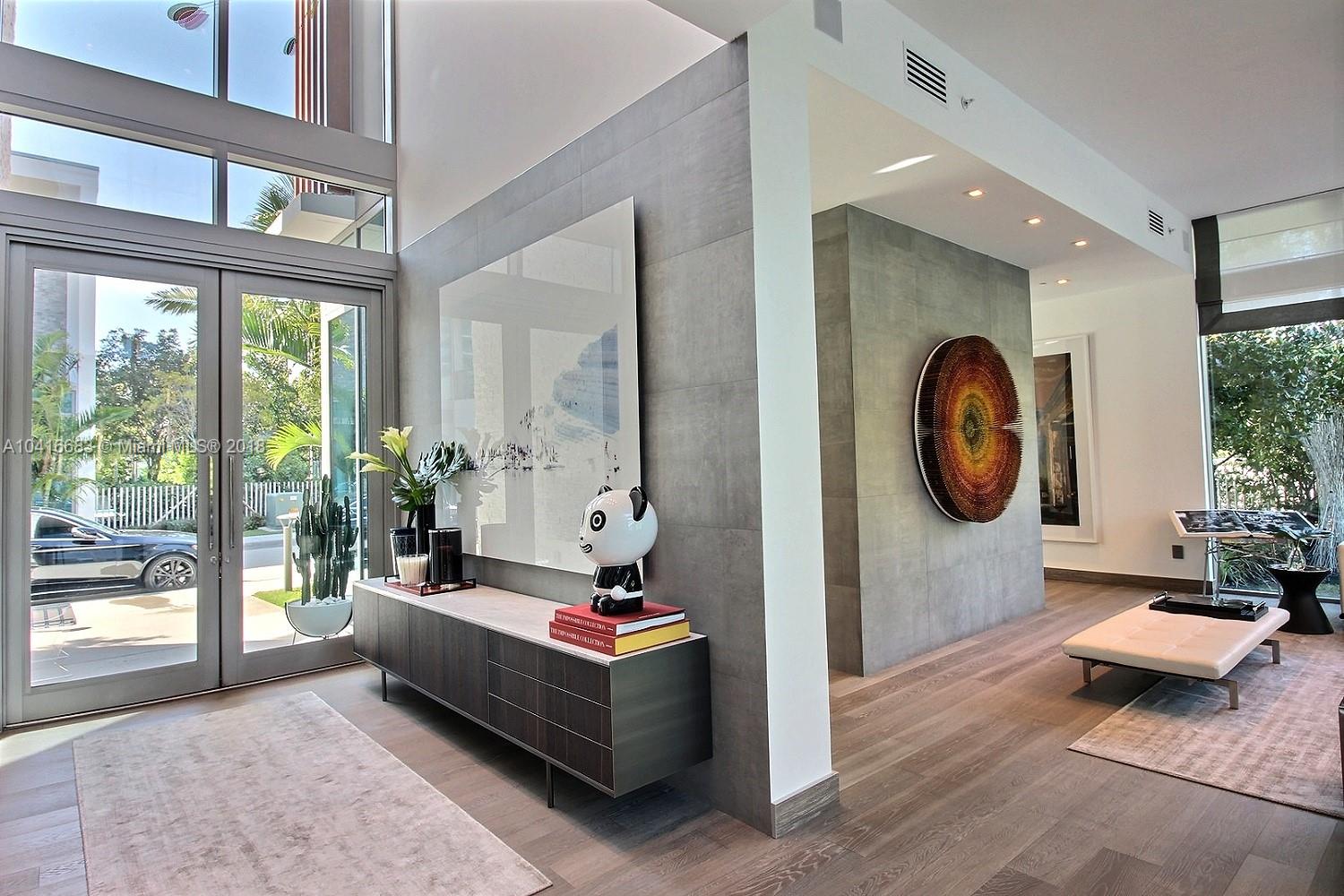 104 Reef Lane Key Biscayne, FL 33149 - Photo 2 of 26 Gallery Image 2