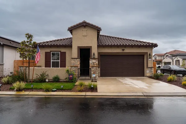 $620,000 | 2039 Carmel Ranch Circle, Oakdale, CA 95361