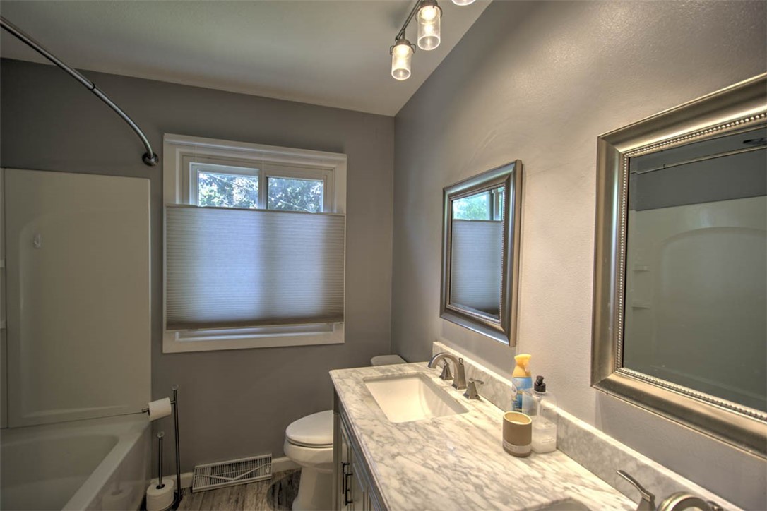 4125 Newcastle Drive Decatur, IL 62526 - Photo 14 of 27
