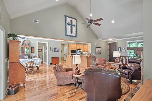 $869,900 | 1308 Lakewood Lane, Anderson, SC 29625