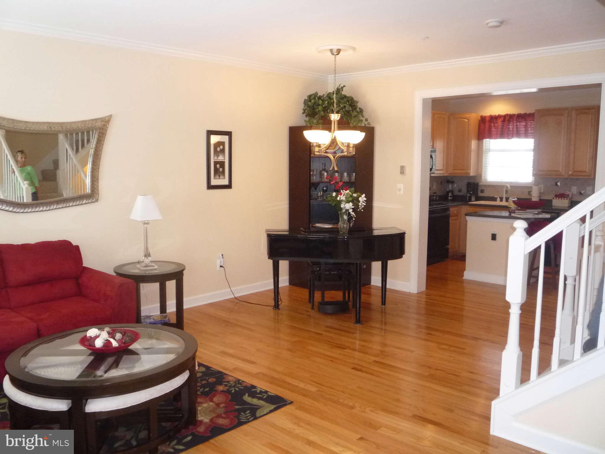 282 Braxton Way Edgewater, MD 21037 - Photo 15 of 28 Living Room 2