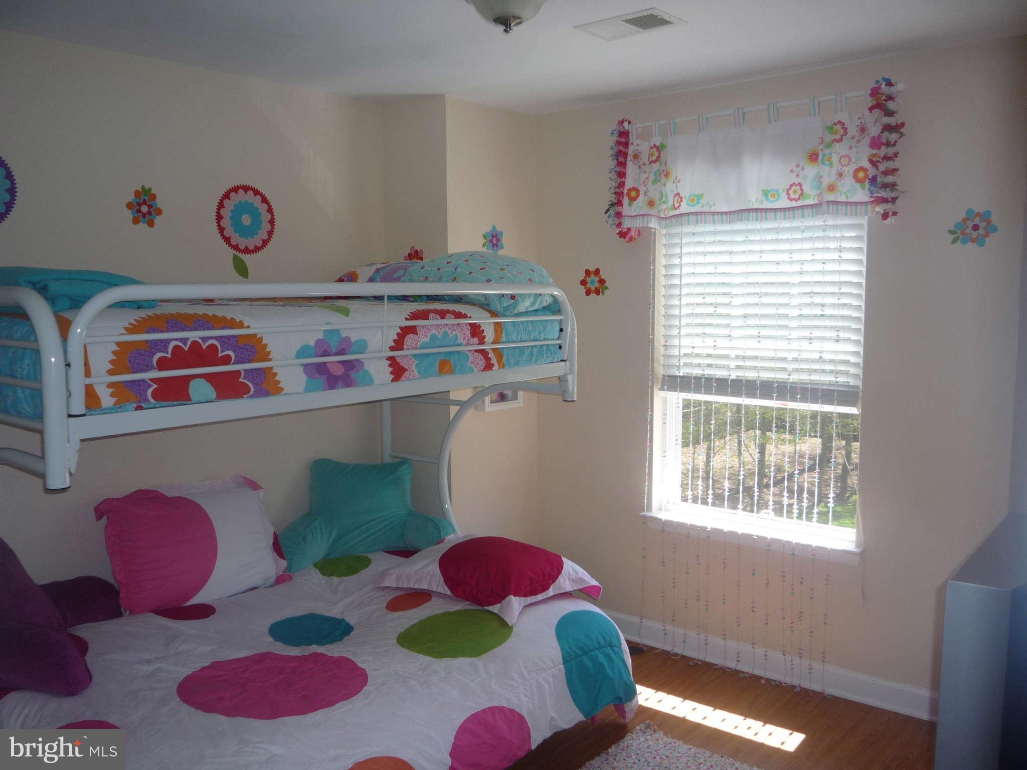 282 Braxton Way Edgewater, MD 21037 - Photo 20 of 28 Bedroom