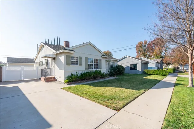 $875,000 | 19218 Schoolcraft Street, Reseda, CA 91335