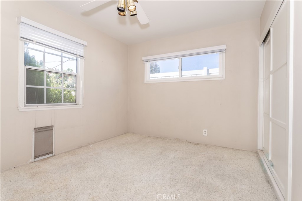 19218 Schoolcraft Street Reseda, CA 91335 - Photo 21 of 31