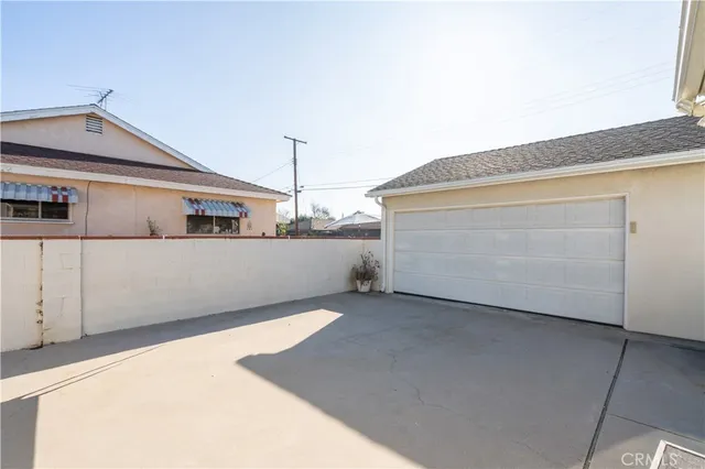 $875,000 | 19218 Schoolcraft Street, Reseda, CA 91335
