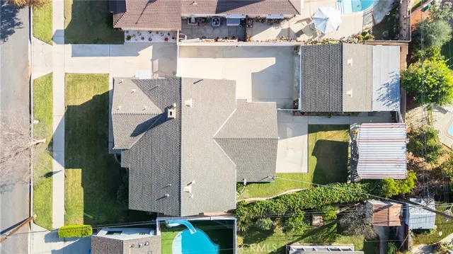 $875,000 | 19218 Schoolcraft Street, Reseda, CA 91335