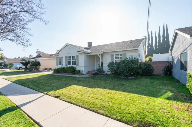 $875,000 | 19218 Schoolcraft Street, Reseda, CA 91335