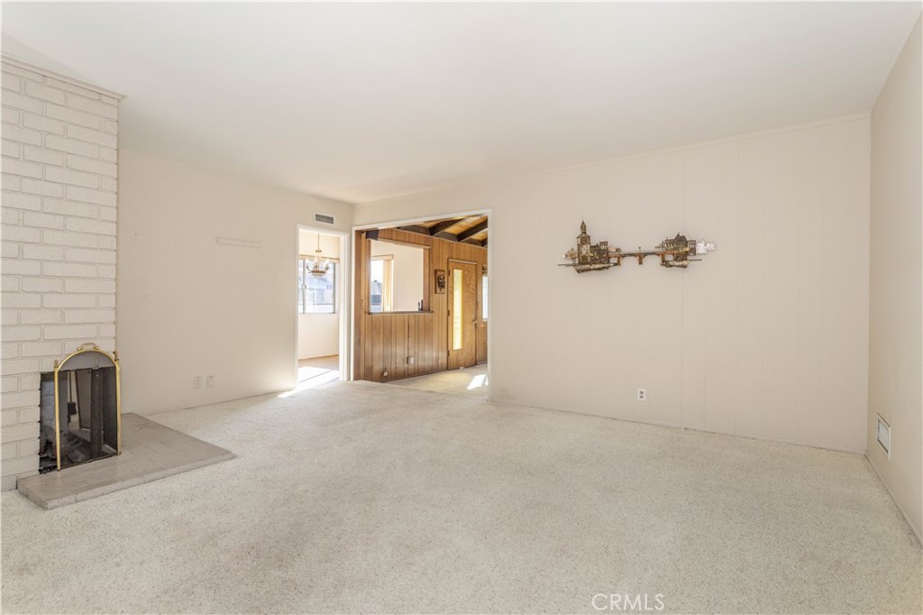 19218 Schoolcraft Street Reseda, CA 91335 - Photo 6 of 31