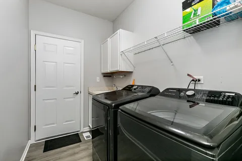 $525,000 | 394 Rockland Avenue, Elgin, IL 60124