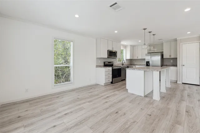 $294,000 | 855 Roosevelt Road, Kingsbury, TX 78638