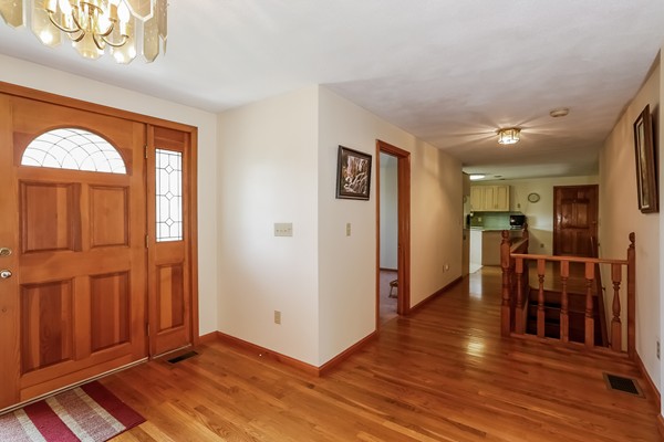 22 Chard Road Tyngsborough, MA 01879 - Photo 3 of 30