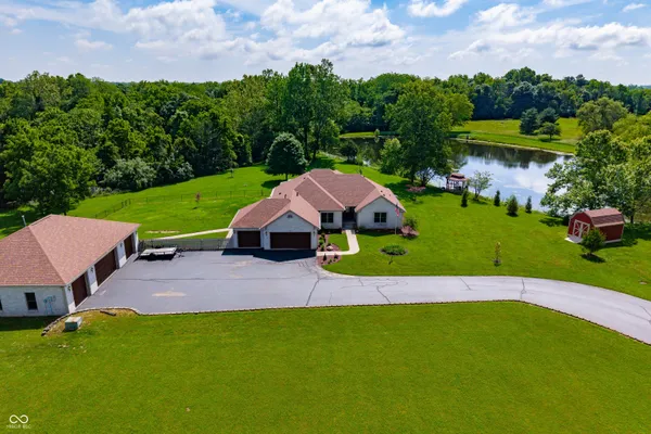 $799,000 | 6861 South Nineveh Road, Trafalgar, IN 46181