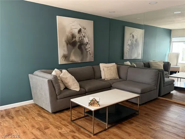 $1,800 | 2708 Baycliff Court, Unit 4, Las Vegas, NV 89117