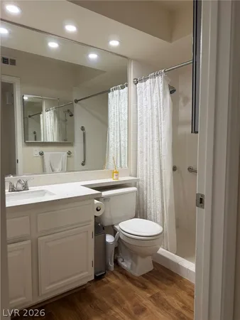 $1,800 | 2708 Baycliff Court, Unit 4, Las Vegas, NV 89117