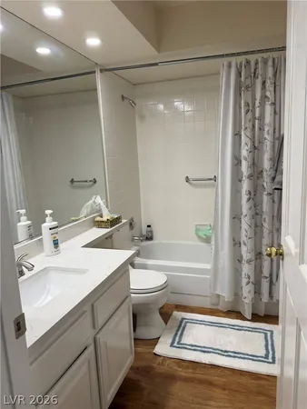 $1,800 | 2708 Baycliff Court, Unit 4, Las Vegas, NV 89117