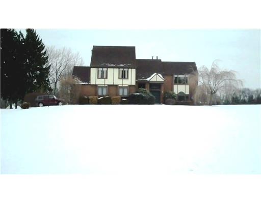 4002 Bakerstown Road Gibsonia, PA 15044 - Photo 1 of 10 Exterior Front.