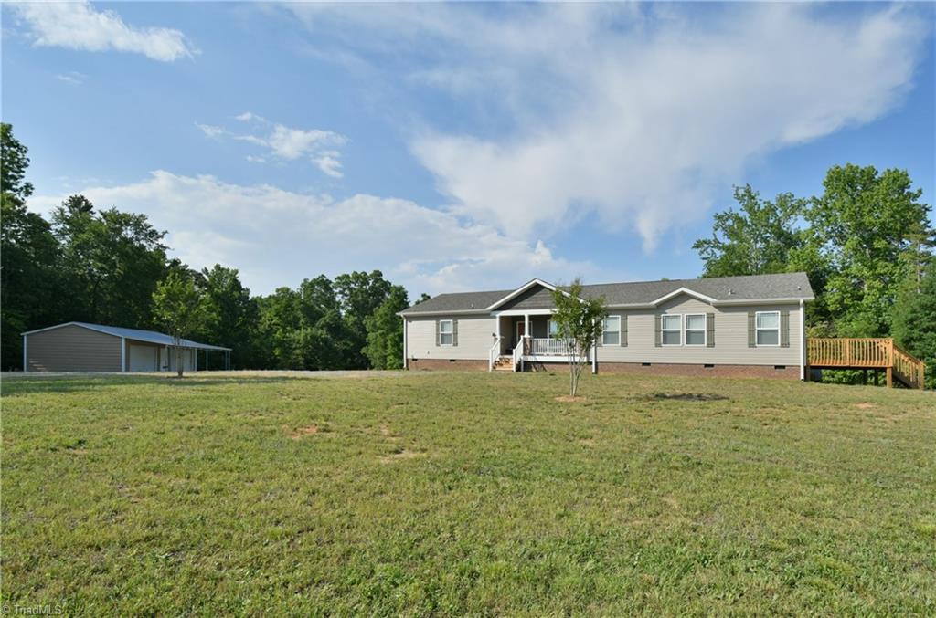 548 Della Wilson Road Lexington, NC 27295 - Photo 2 of 25 Gallery Image 2