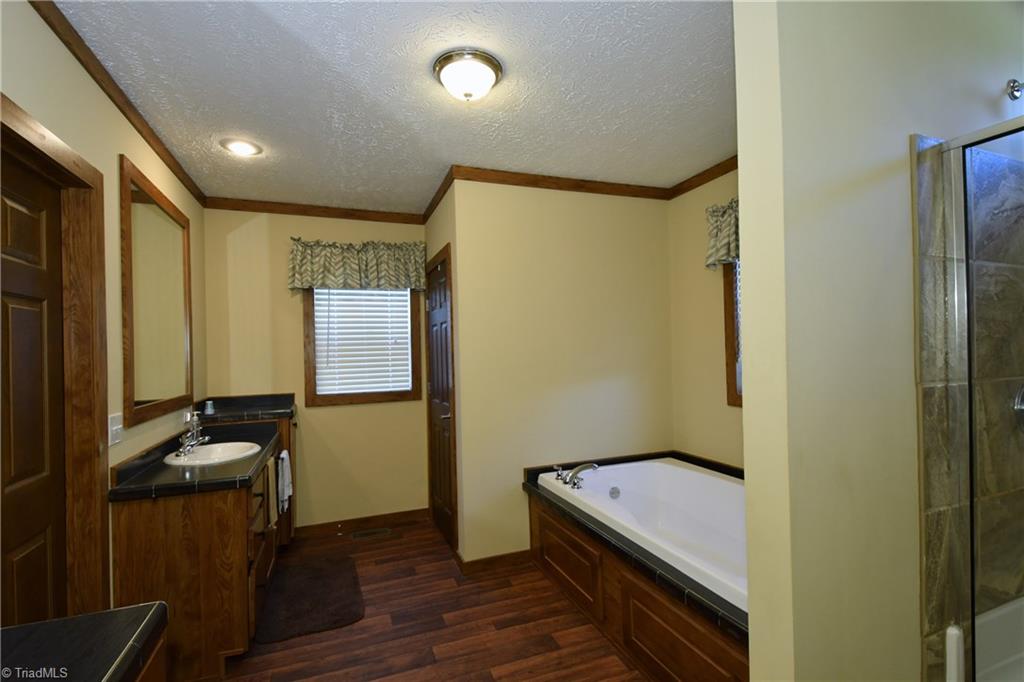 548 Della Wilson Road Lexington, NC 27295 - Photo 15 of 25 Gallery Image 15
