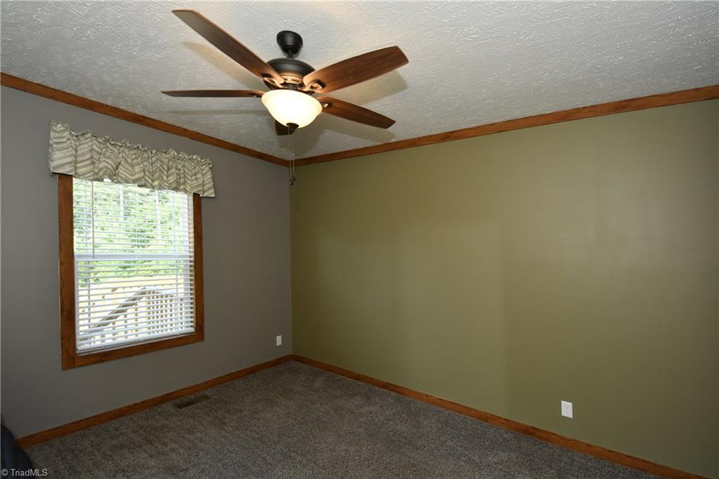 548 Della Wilson Road Lexington, NC 27295 - Photo 17 of 25 Gallery Image 17