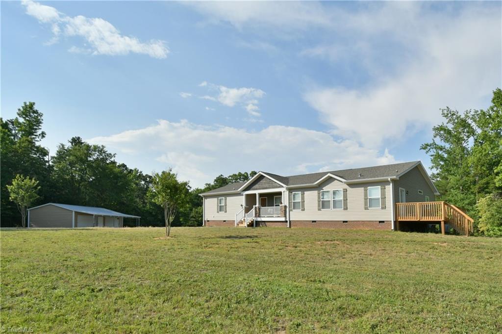 548 Della Wilson Road Lexington, NC 27295 - Photo 3 of 25 Gallery Image 3