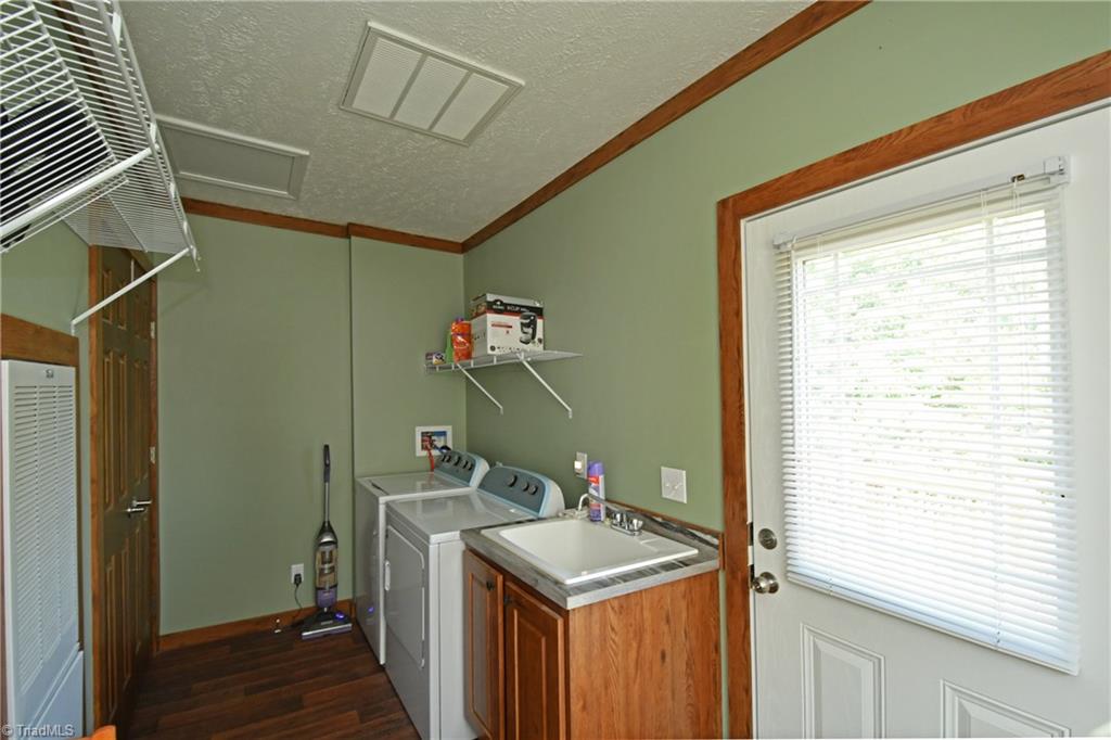 548 Della Wilson Road Lexington, NC 27295 - Photo 10 of 25 Gallery Image 10