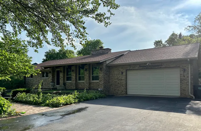 $499,000 | 26980 North Pierre Drive, Mundelein, IL 60060