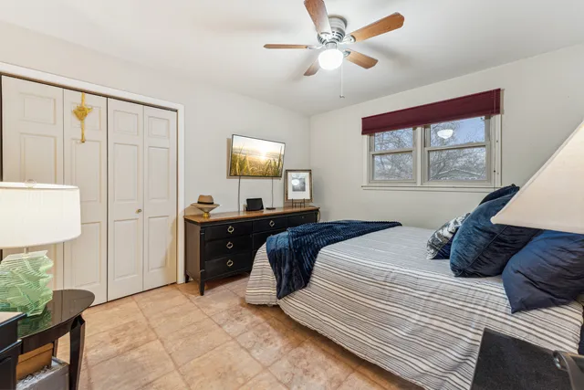 $499,000 | 26980 North Pierre Drive, Mundelein, IL 60060