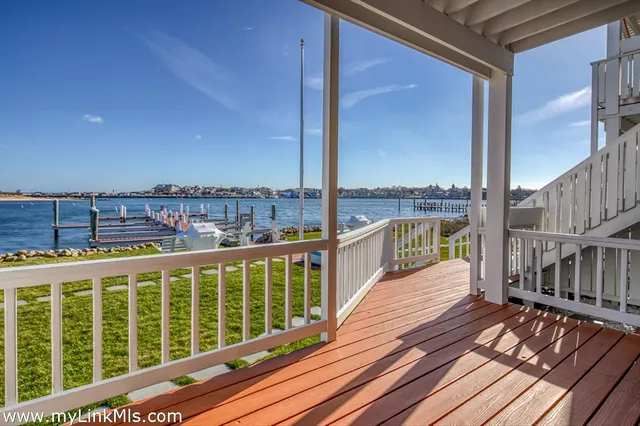 a view of balcony with city view