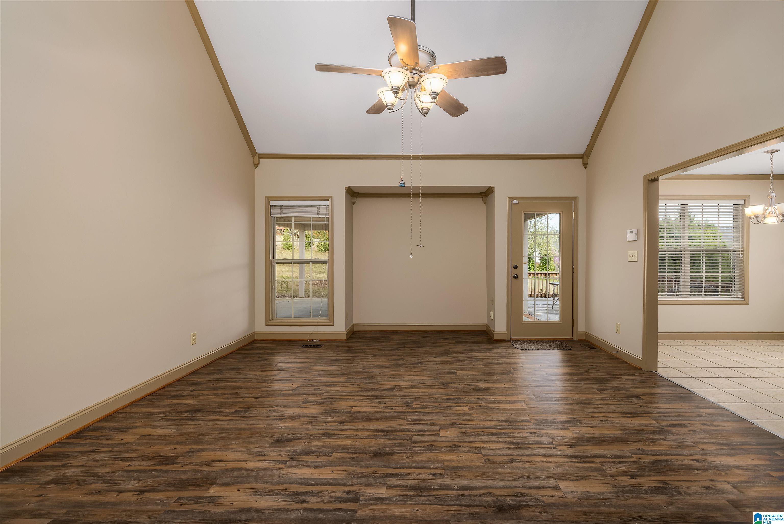 820 Mountain View Drive Oneonta, AL 35121 - Photo 8 of 38