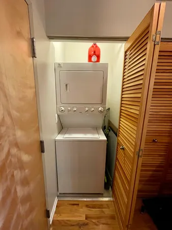 $2,500 | 6 South Laflin Street, Unit 522, Chicago, IL 60607