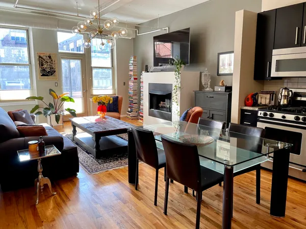 $2,500 | 6 South Laflin Street, Unit 522, Chicago, IL 60607