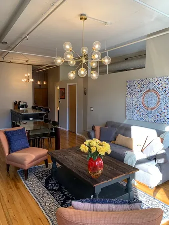 $2,500 | 6 South Laflin Street, Unit 522, Chicago, IL 60607