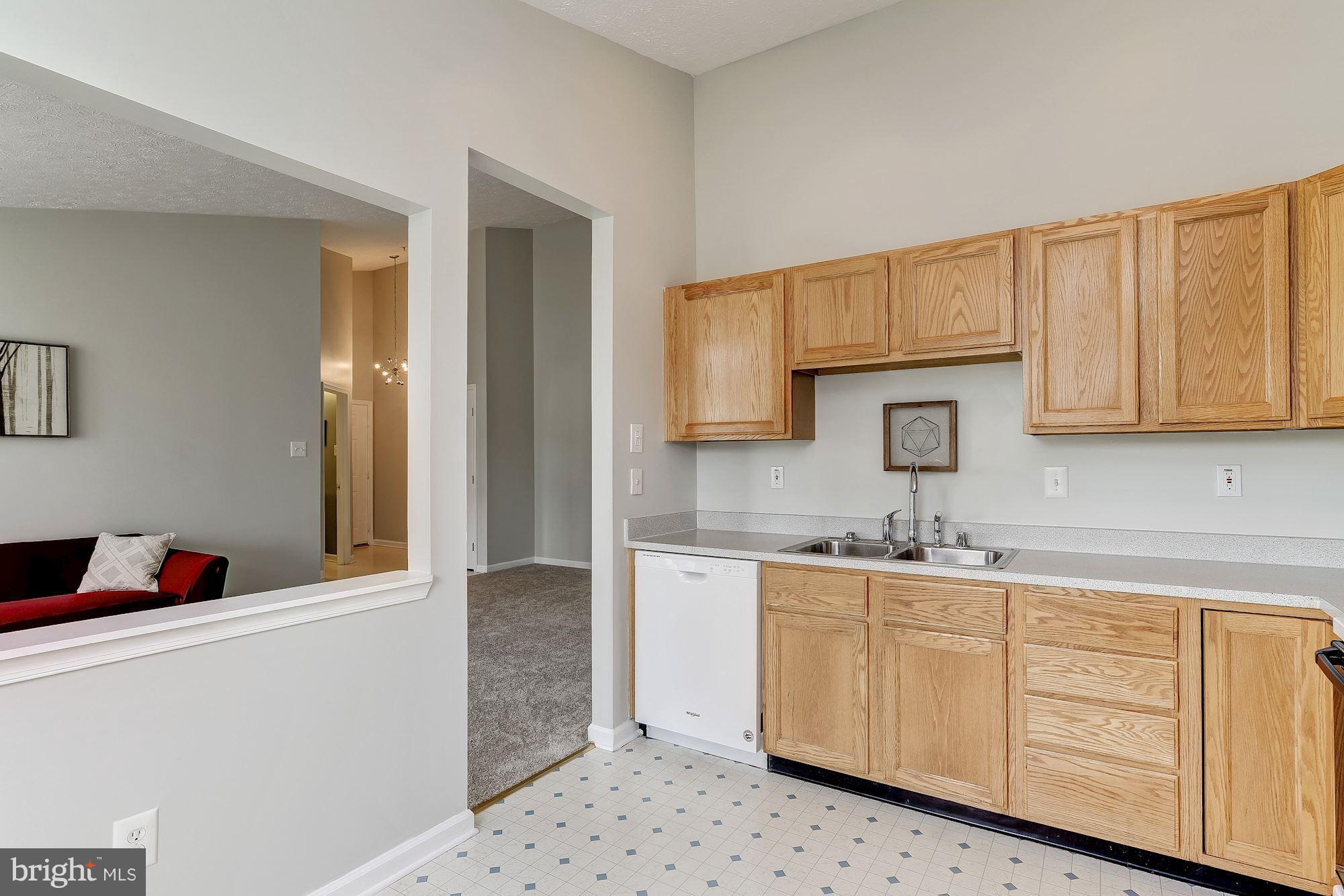 7906 Valley Manor Road, Unit 304 Owings Mills, MD 21117 - Photo 10 of 24 Kitchen