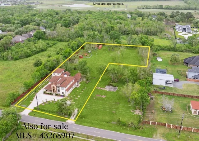 a picture of a bathroom with a window