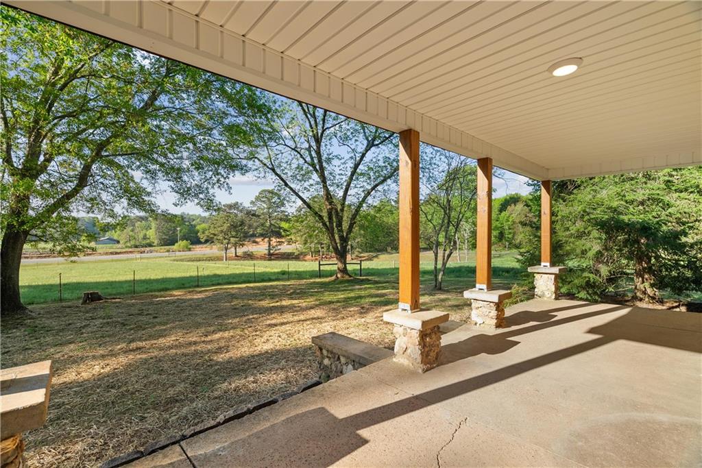 5688 Fairmount Highway Southeast Calhoun, GA 30701 - Photo 4 of 42