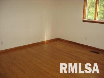 81 Heritage Road Carbondale, IL 62903 - Photo 12 of 16