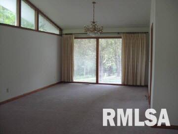 81 Heritage Road Carbondale, IL 62903 - Photo 6 of 16