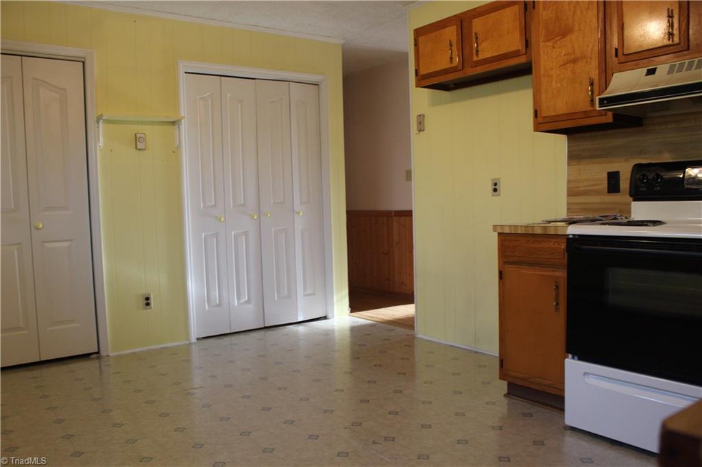 677 Shirley Road Lexington, NC 27292 - Photo 12 of 28 Gallery Image 12