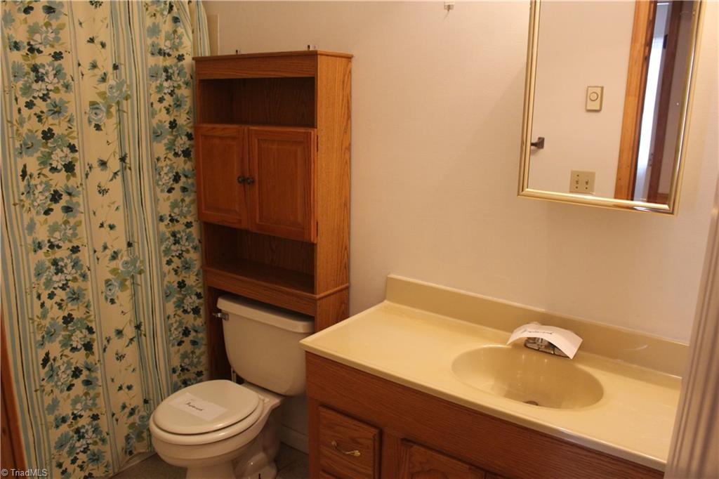 677 Shirley Road Lexington, NC 27292 - Photo 19 of 28 Gallery Image 19