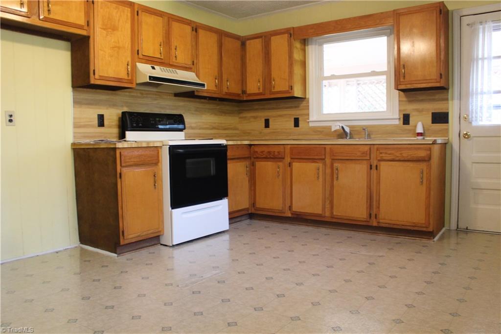 677 Shirley Road Lexington, NC 27292 - Photo 10 of 28 Gallery Image 10
