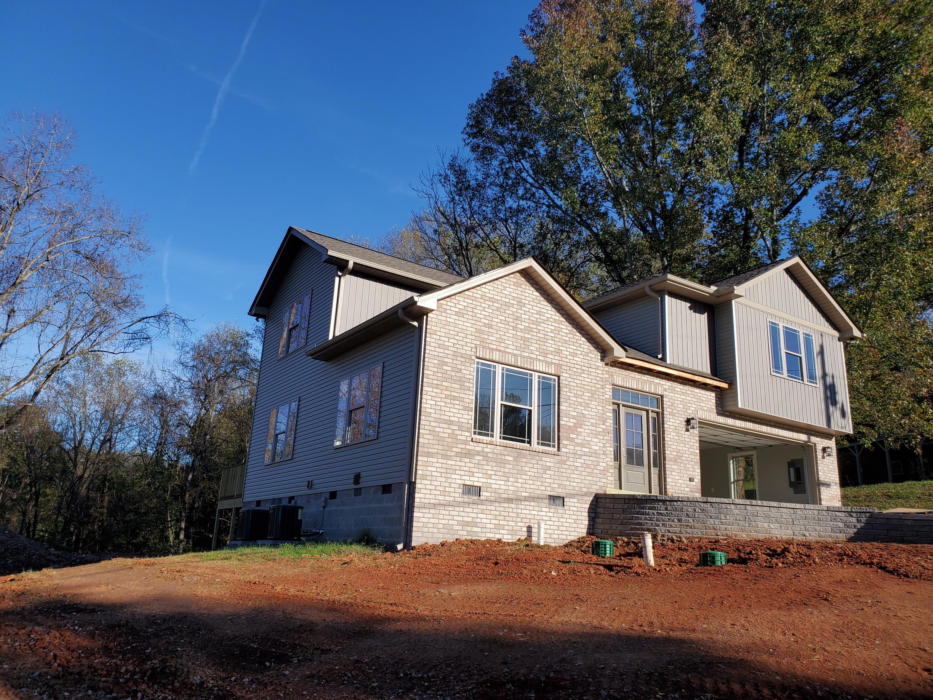 4708 Lakeview Road Louisville, TN 37777 - Photo 22 of 27 Front-Left Elevation