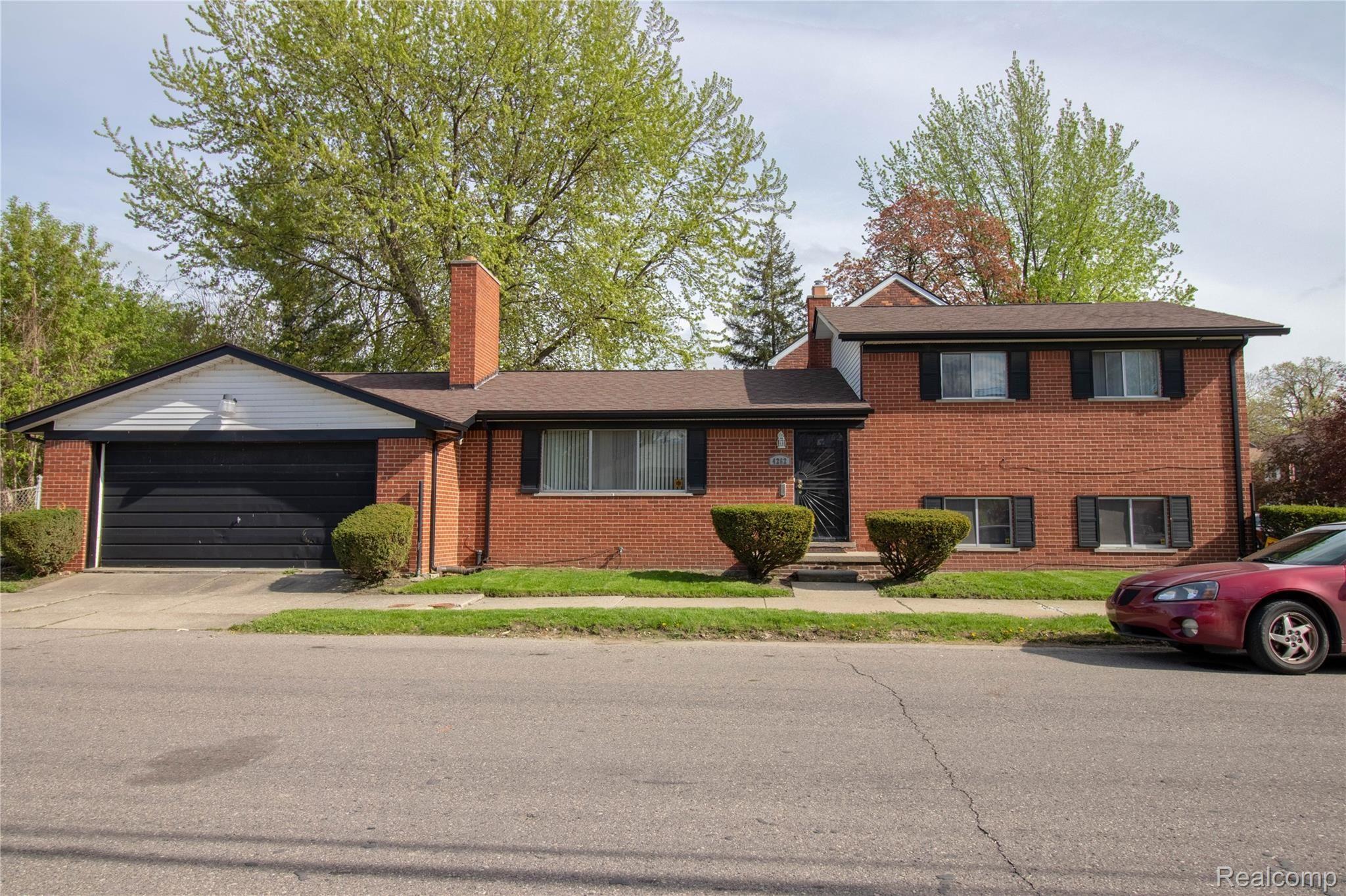 4262 Harvard Road Detroit, MI 48224 - Photo 3 of 19 2.Front