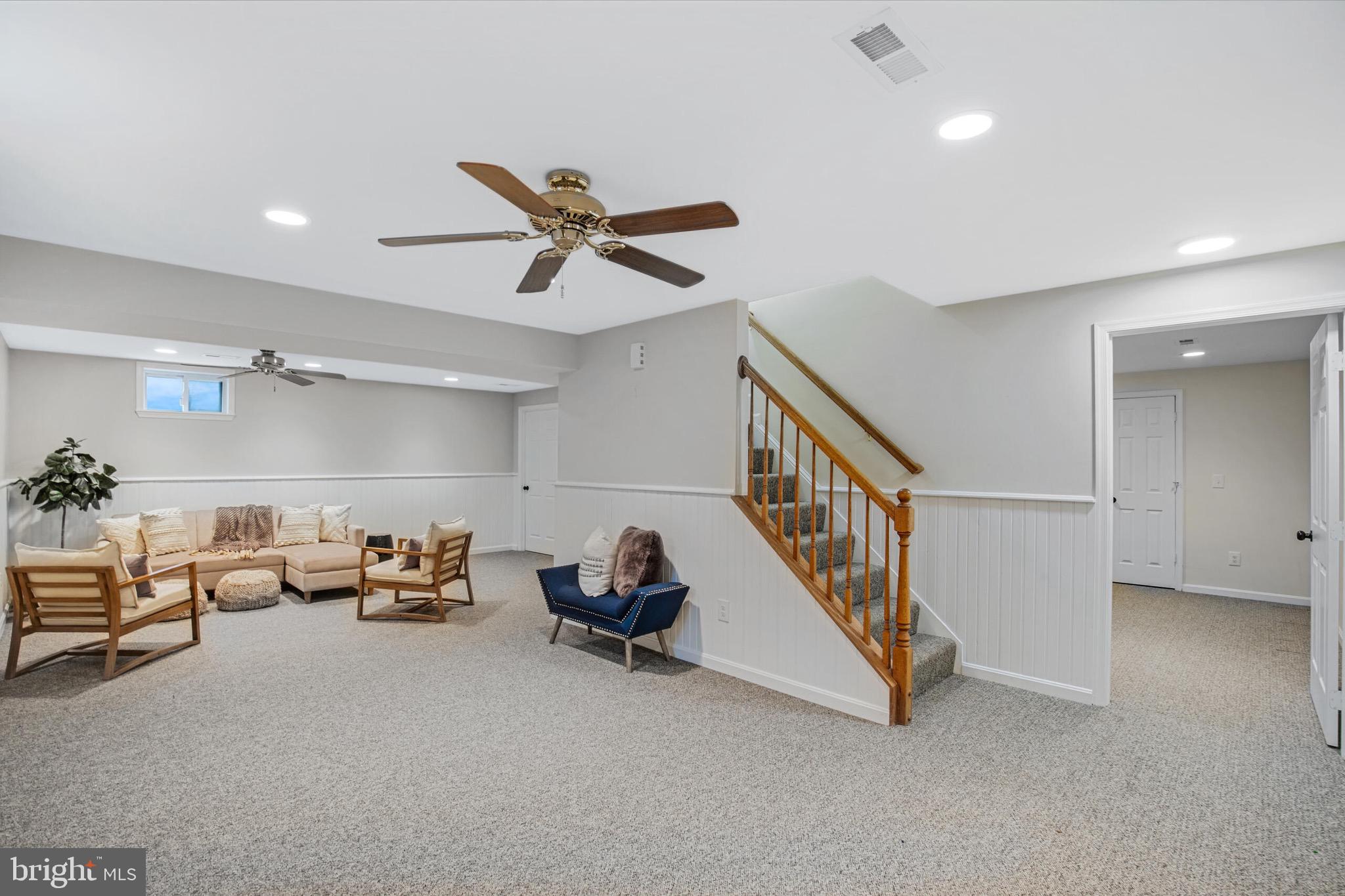 210 Wingate Place Southwest Leesburg, VA 20175 - Photo 34 of 43