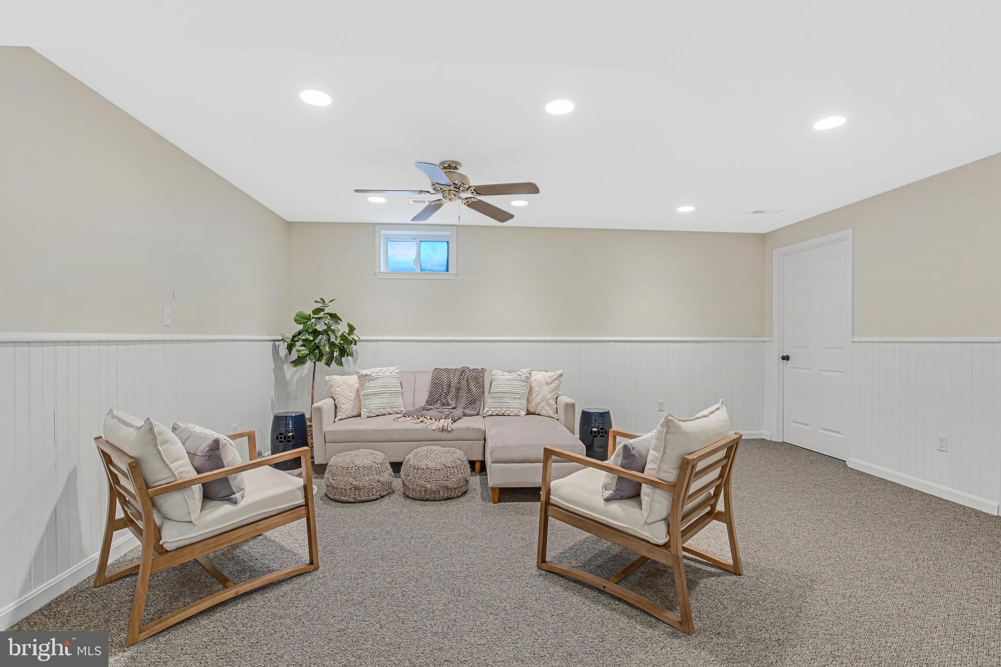 210 Wingate Place Southwest Leesburg, VA 20175 - Photo 35 of 43